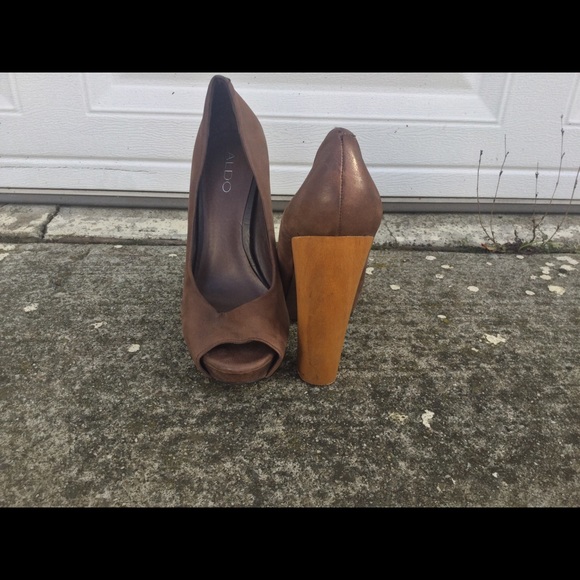 ALDO Brown Peep Toe Platform Wooden Heels size 40 - Picture 6 of 7